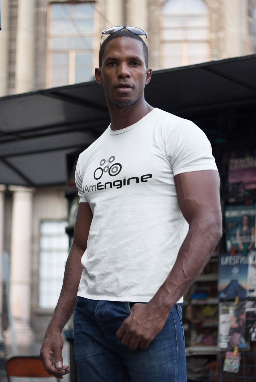 IAE Bike Chain Logo - Men's Tee